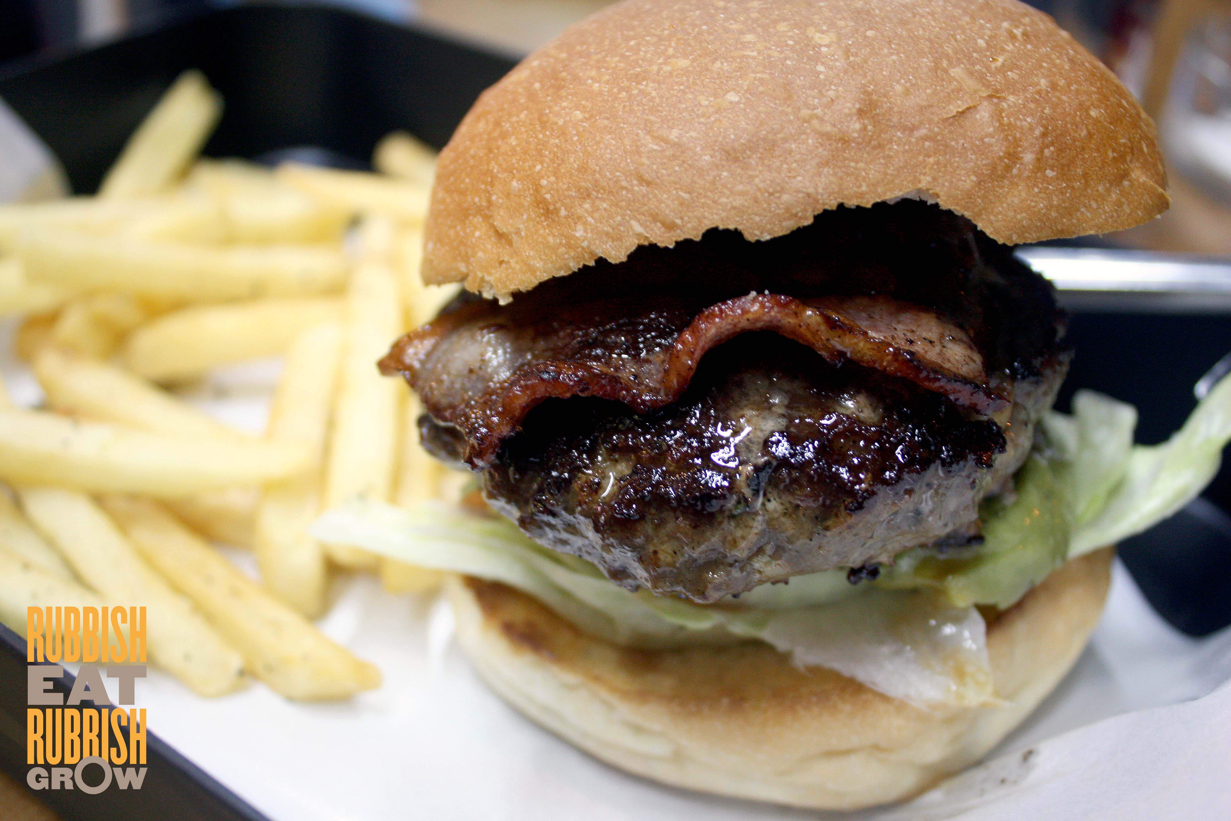 Pigsfly Kitchen & Bar, Novena: Glorified Kopitiam, Something for Everyone