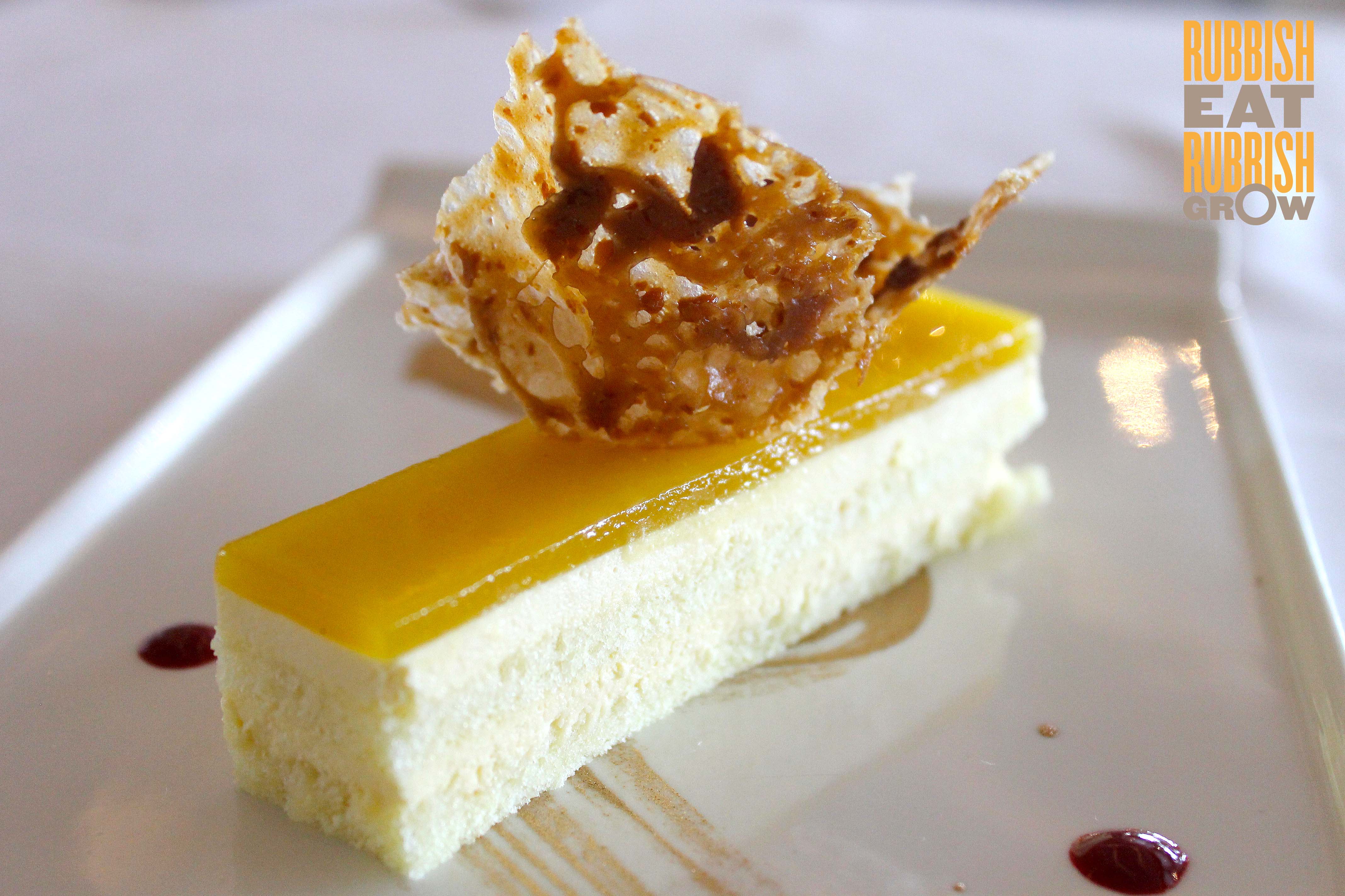 Stellar @ 1-Altitude, Raffles Place: Room with a View (If You Are Lucky)