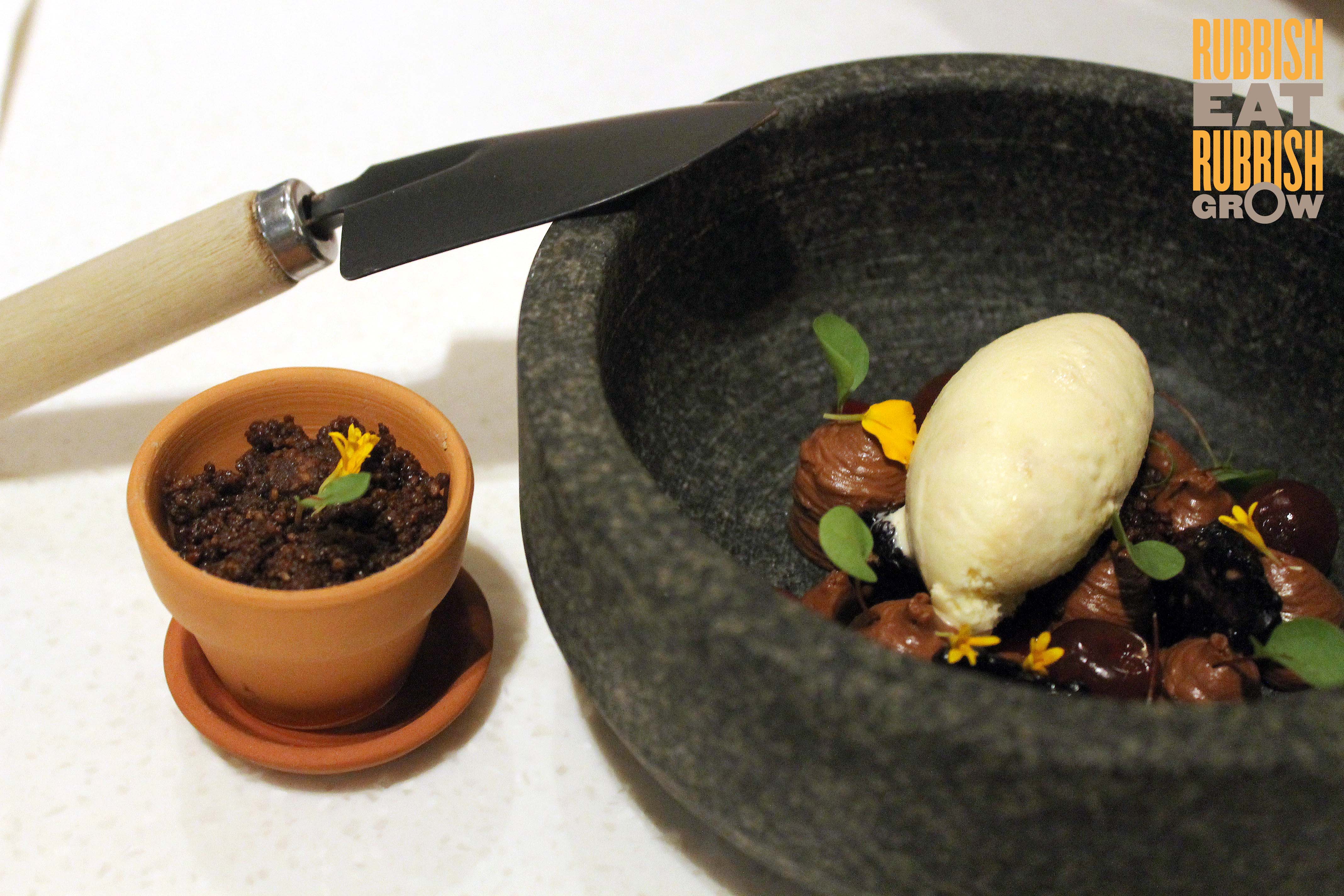 Petite Menu, Aqueen Hotel, Lavender St