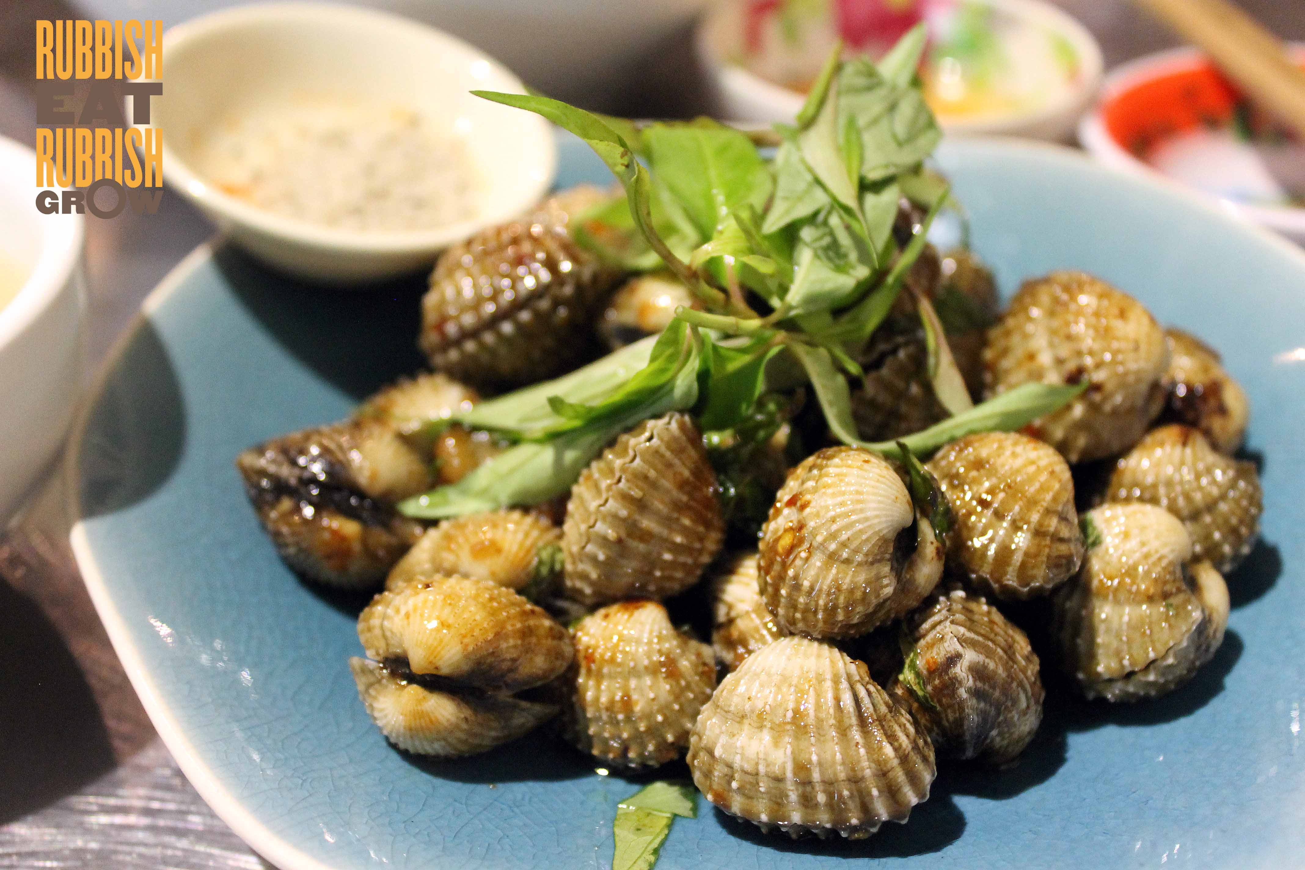 Mrs Pho, Beach Road: So euPHOric It Made Me Tear