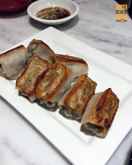 Jing Hua Restaurant, Palais Renaissance: Once Named Qun Zhong in 1989, Specialises in Zha Jiang Mian and XLB
