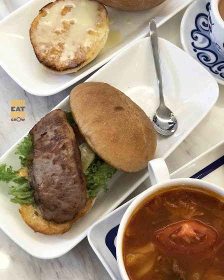 Tsui Wah 翠華, Clarke Quay: Jumbo Seafood Brings to Singapore a Hong Kong Cha Chaan Teng Established in 1967