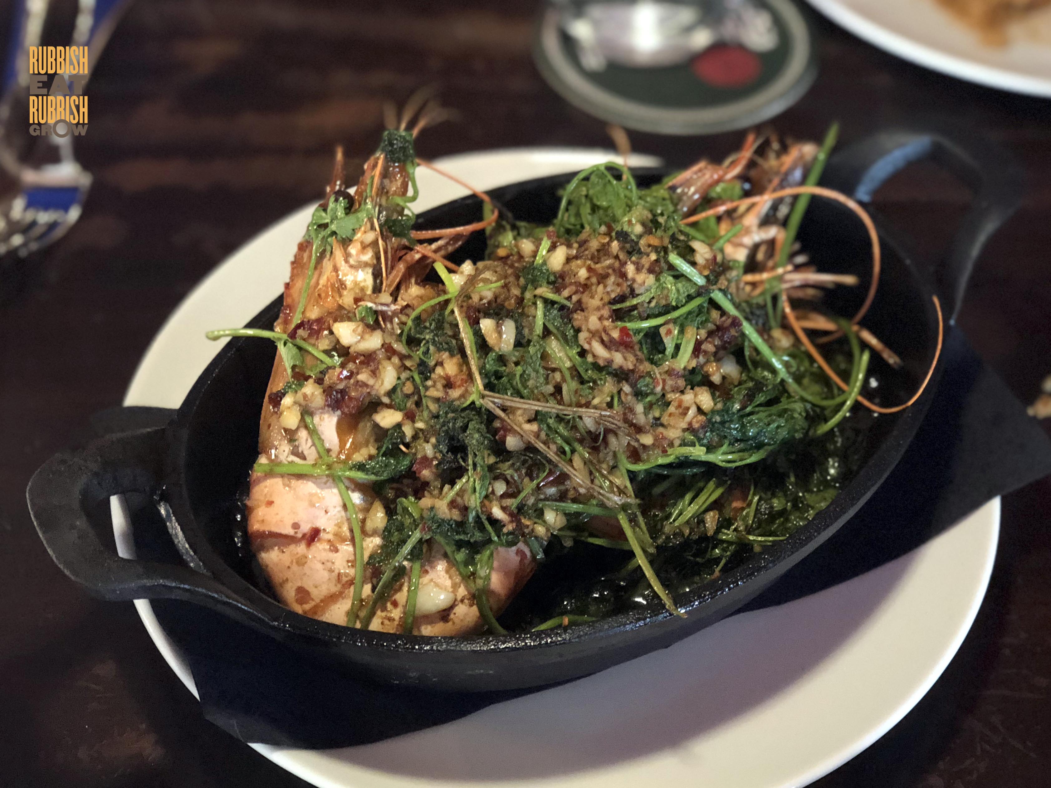 Claypots Full Circle, Amoy Street: No Claypots at this Seafood Restaurant