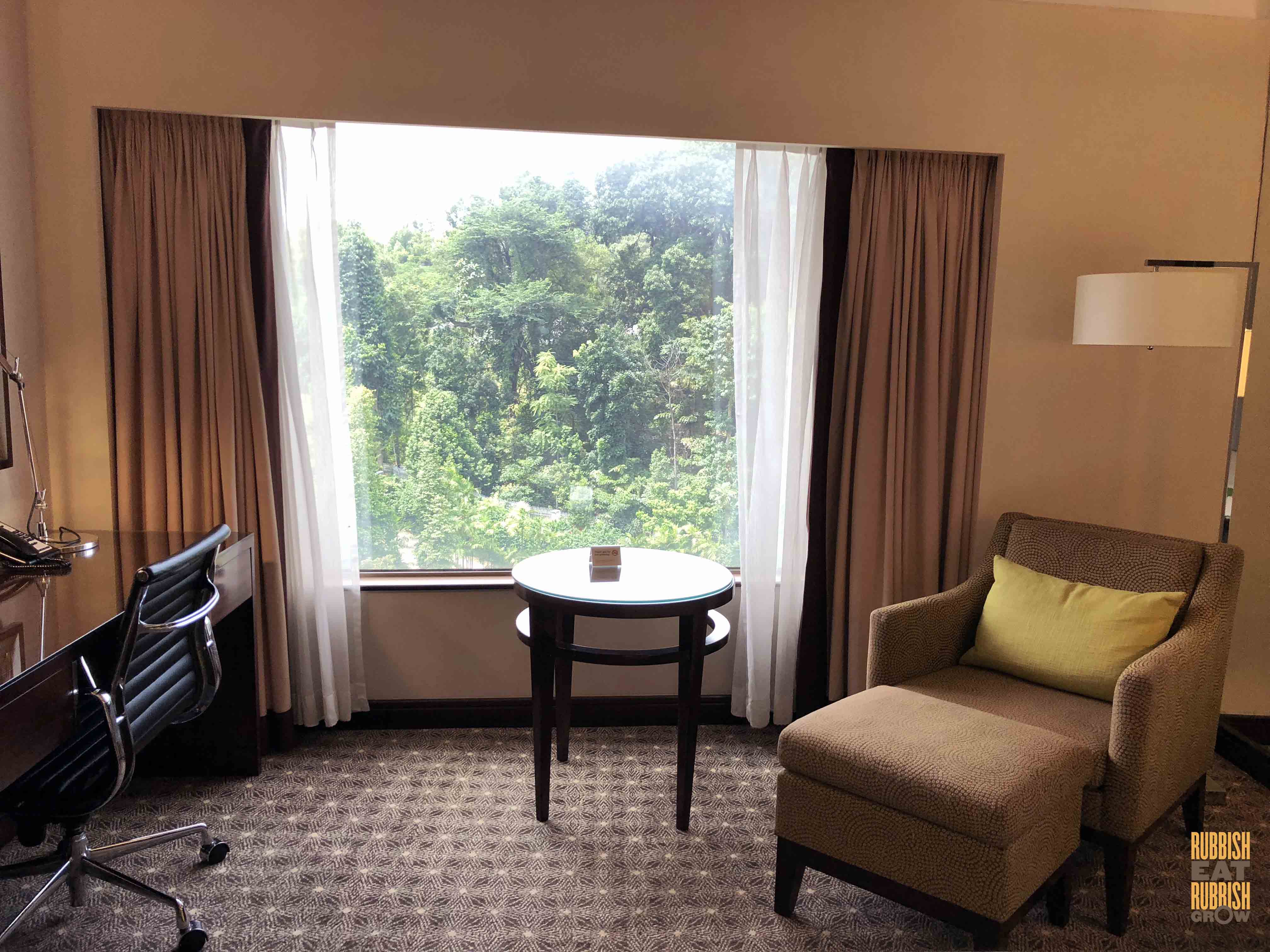 Staycation at Holiday Inn Singapore Orchard City Centre: Nobody Does Comfort and Style Better than Oldies