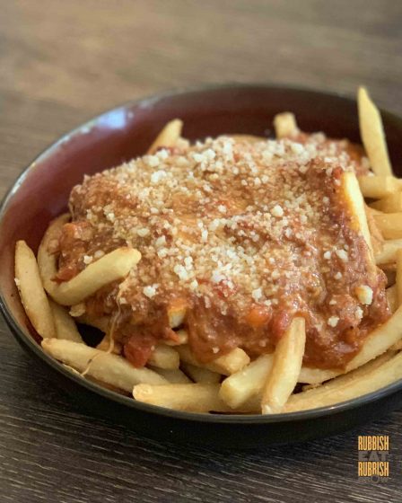 Bee’s Knees @ The Garage, Botanic Gardens: Find a Winning Formula for Cafes, then Cut and Paste