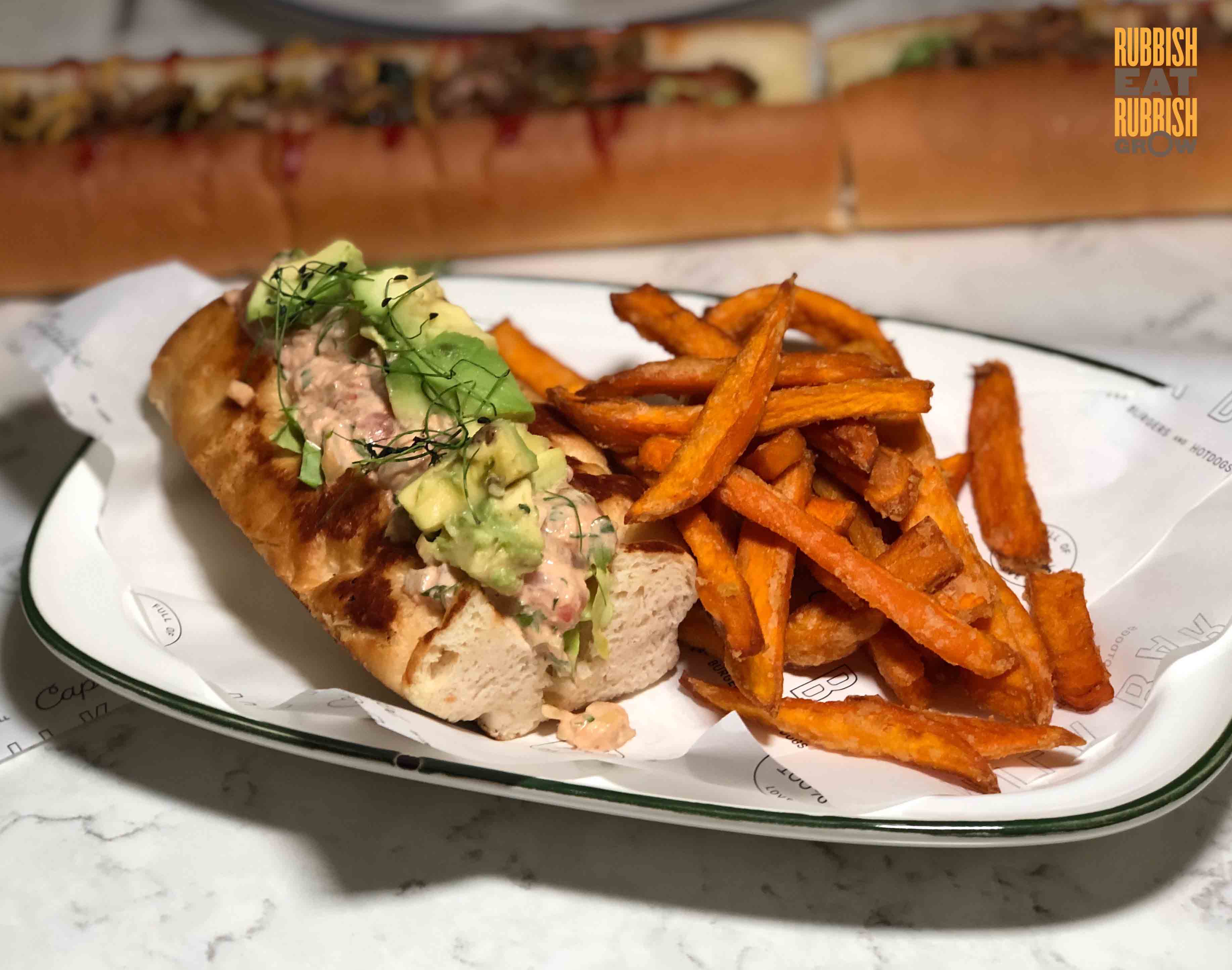 Capitol Milk Bar, Capitol Piazza, City Hall: Size Matters When You Have a 1m-Long… Hotdog