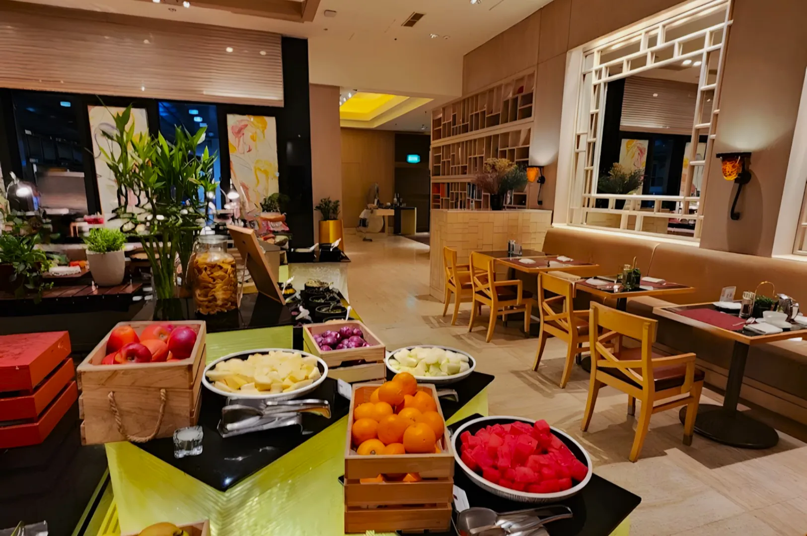 Conrad Singapore Marina Bay Lunch Buffet: Classic Hotel Buffet, Better Than It Needs To Be