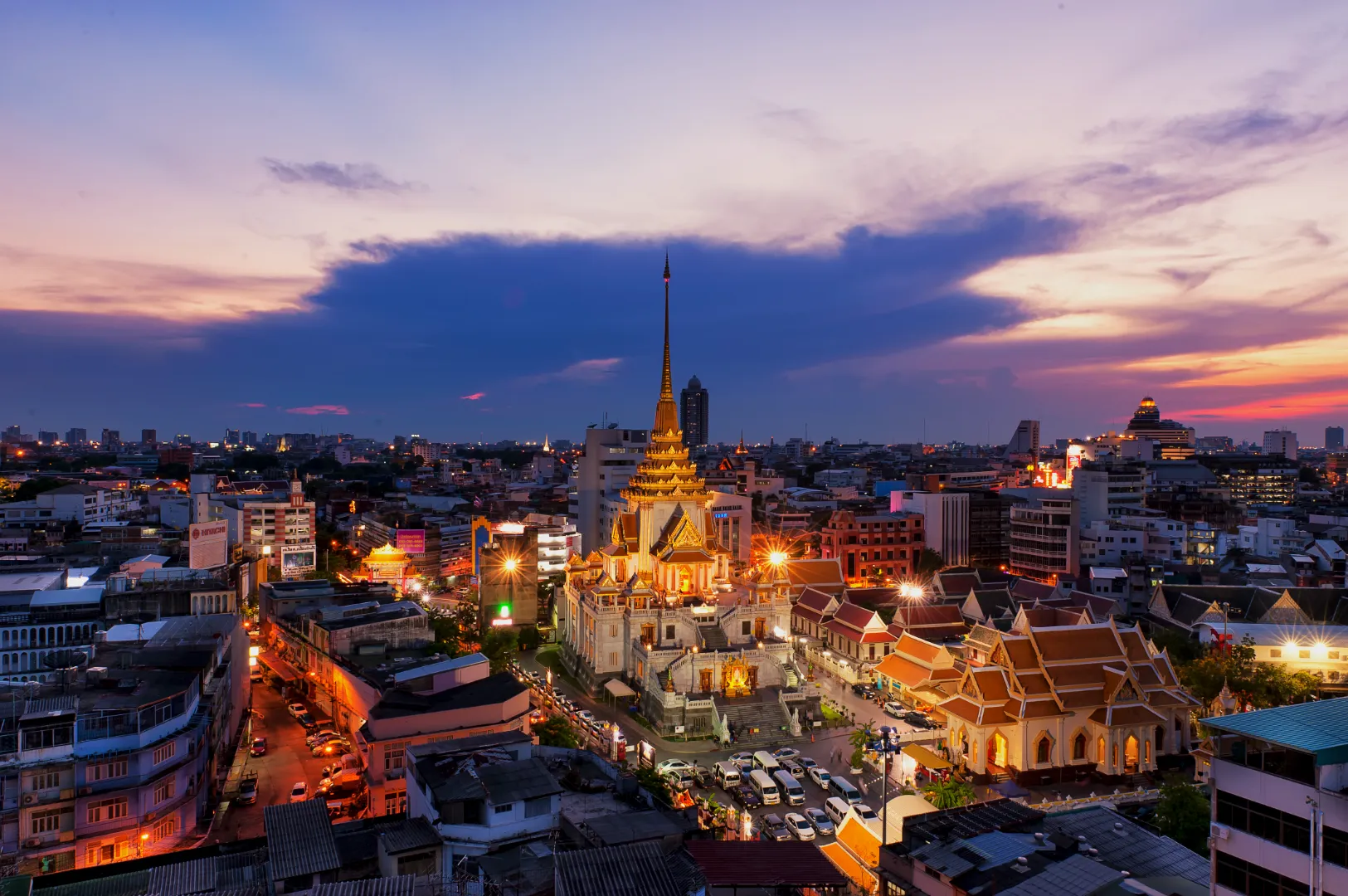 Yaowarat Chinatown Bangkok: What To Do in Bangkok’s Most Glorious Chaos