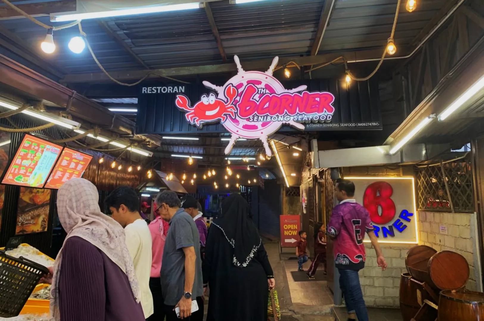 6th Corner Senibong Seafood: A Long-Weekend Return to an Old Johor Favourite