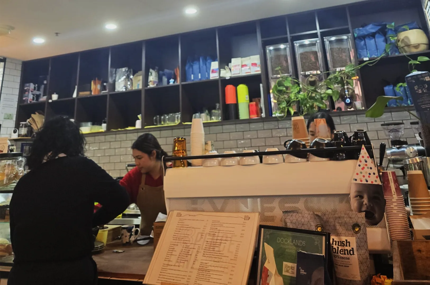 Eighteen Pence Lane: The Docklands Cafe Locals Actually Queue For